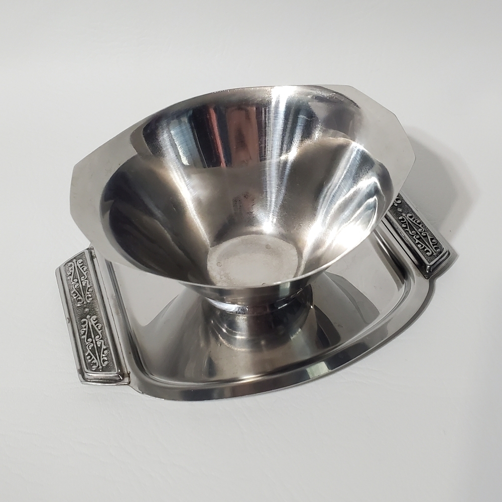 Vintage Miranda Stainless Steel Gravy Boat with Attached Plate 1970s